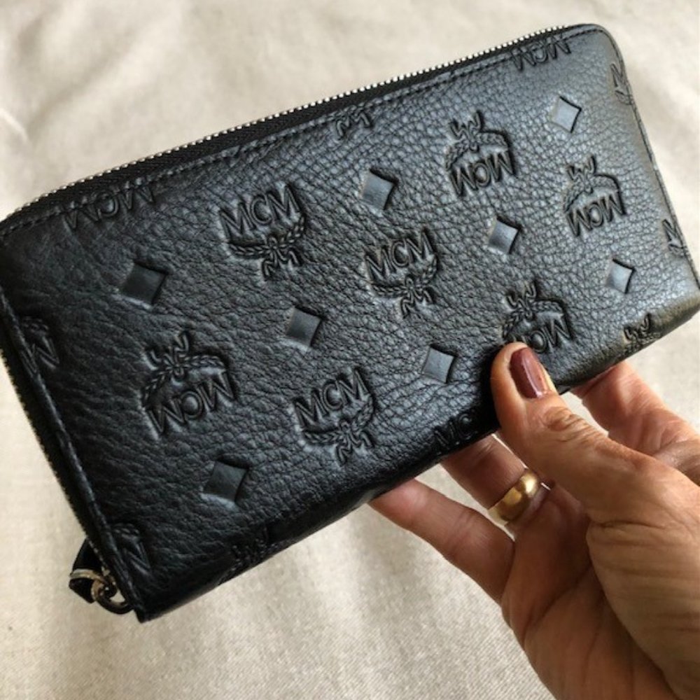 MCM Klara Large Leather Monogrammed Wallet